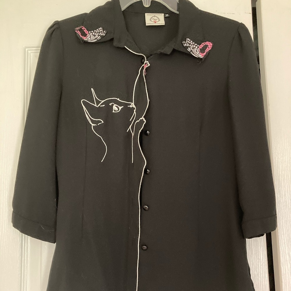 3/4 sleeve black cat blouse